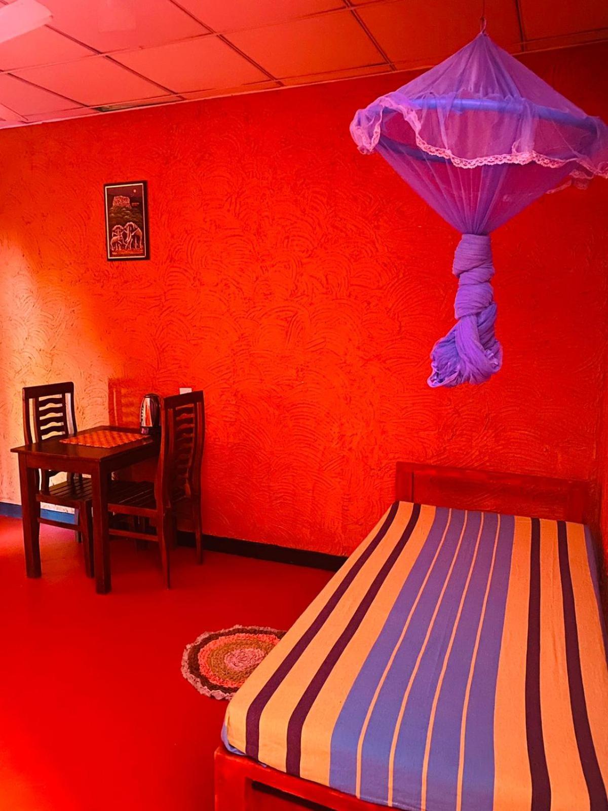 Hotel Hideaway Garage Dambulla Exterior photo
