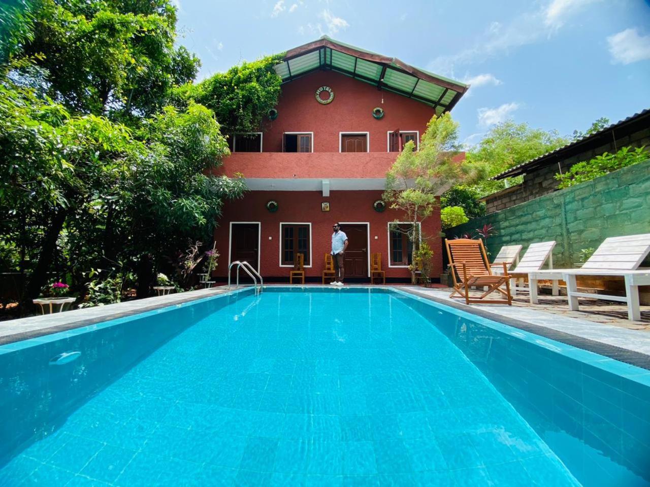 Hotel Hideaway Garage Dambulla Exterior photo